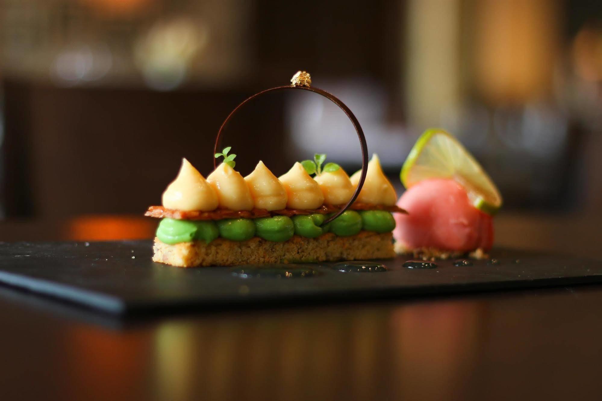 Western Hôtel&spa De Hotel 4*